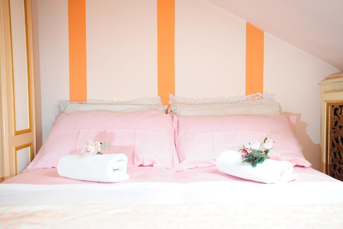 Eleganza Di Uno Stile Fuori Dal Tempo Appartement Turin