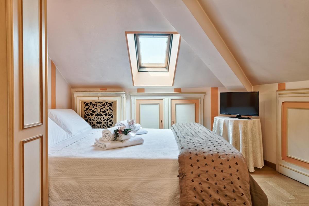 Eleganza Di Uno Stile Fuori Dal Tempo Appartement